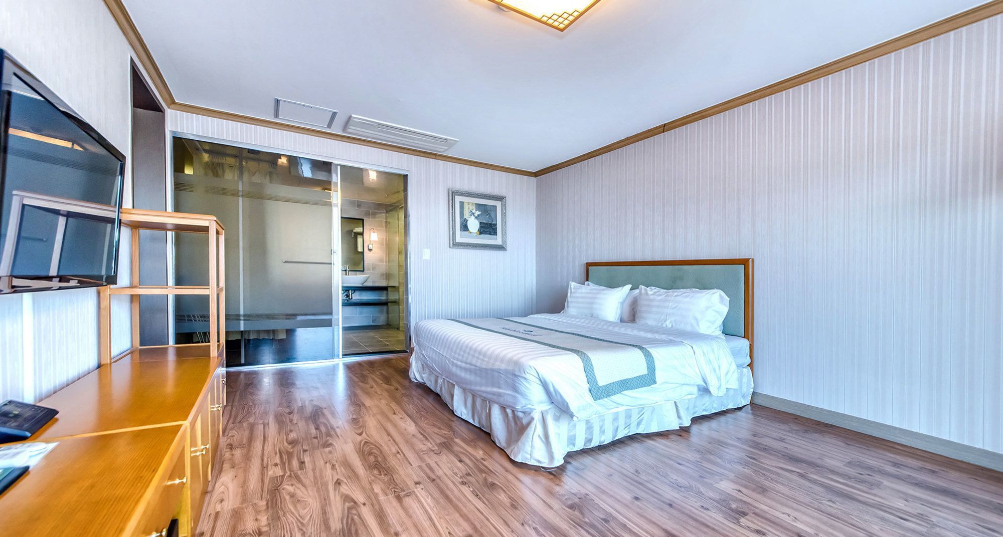Hotel Sunshine 3*